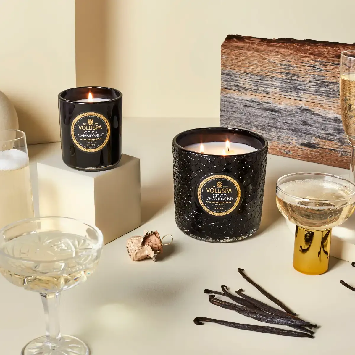 Voluspa Maison Noir Classic Duftlys - Crisp Champagne