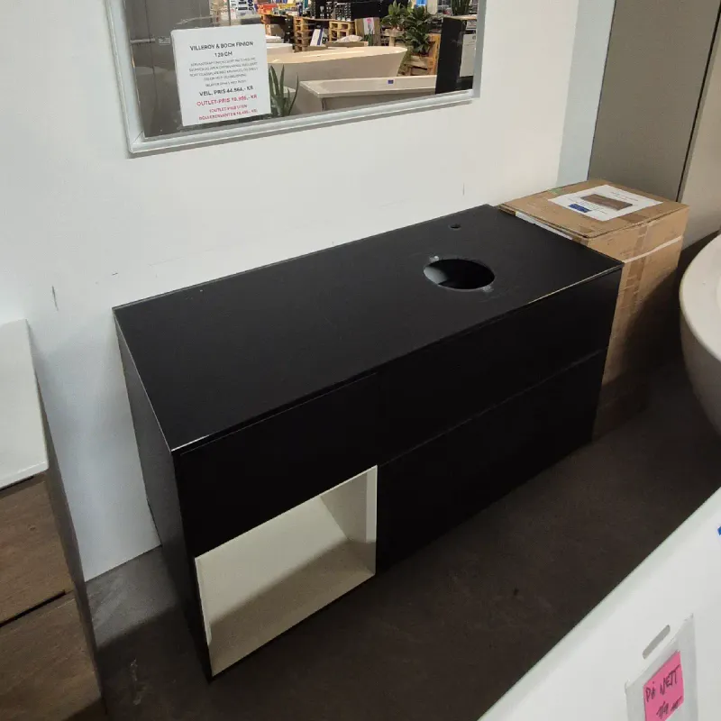 OUTLET: Villeroy & Boch Finion 120 cm Baderomsmøbel Sort - Utstilling