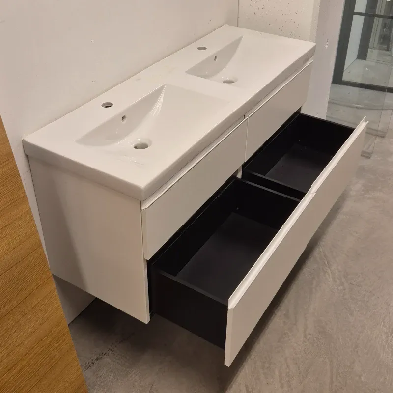 OUTLET: INR Viskan Grip 120 cm Baderomsmøbel Hvit - Utstilling