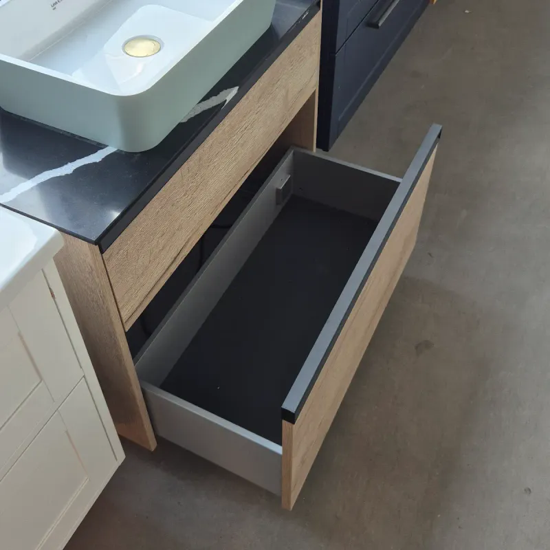 OUTLET: Dansani Inzo 80 cm Baderomsmøbel Natur Eik - Utstilling
