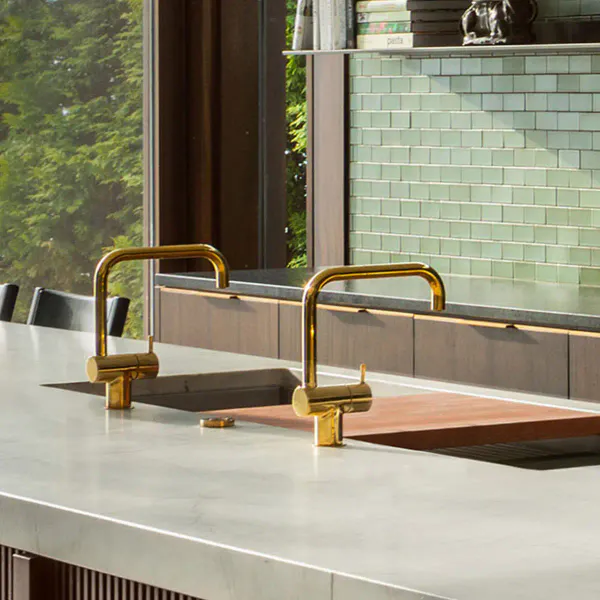 Hovedbilde Vola KV1 Kjøkkenbatteri