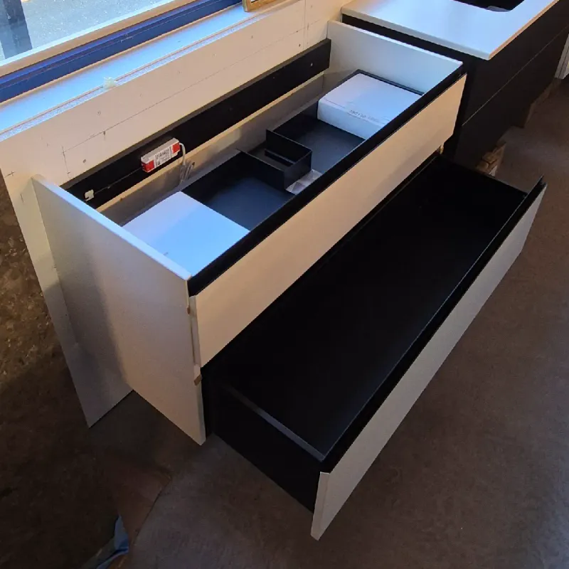 OUTLET: INR Viskan Grip 100 cm Baderomsmøbel u/ Servant Hvit - Utstilling