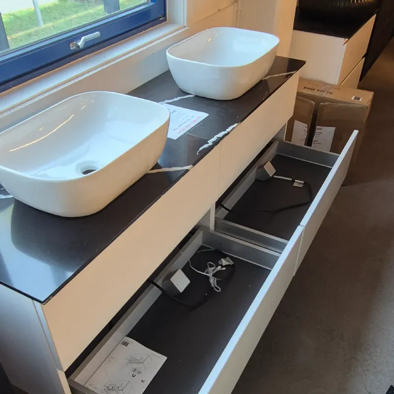 OUTLET: Dansani Inzo 160 cm baderomsmøbel og servanter hvit